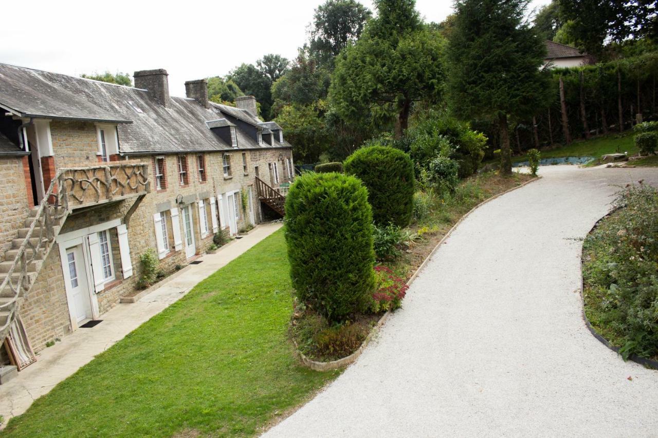 Gites De La Petite Suisse Clecy Exterior photo