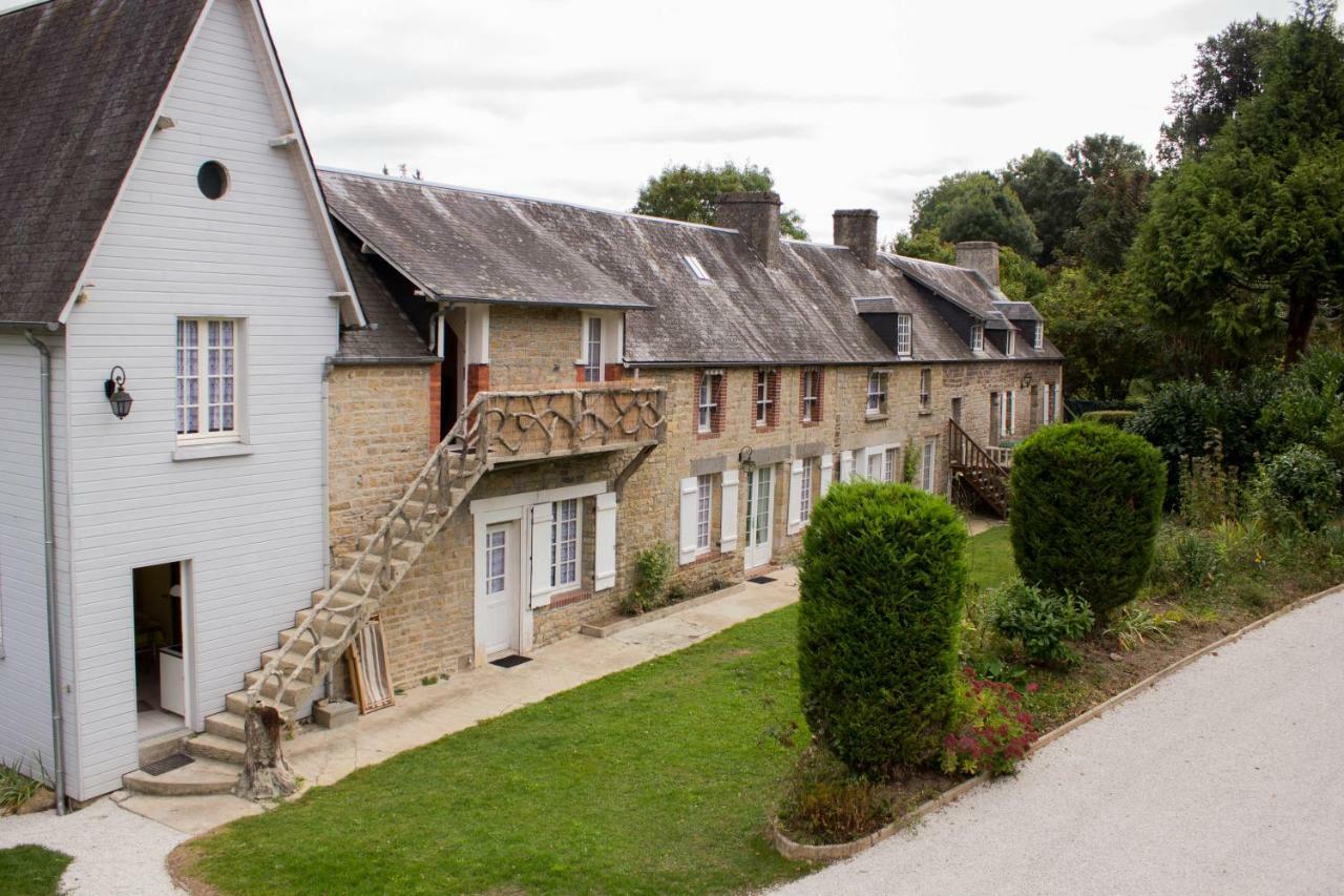 Gites De La Petite Suisse Clecy Exterior photo